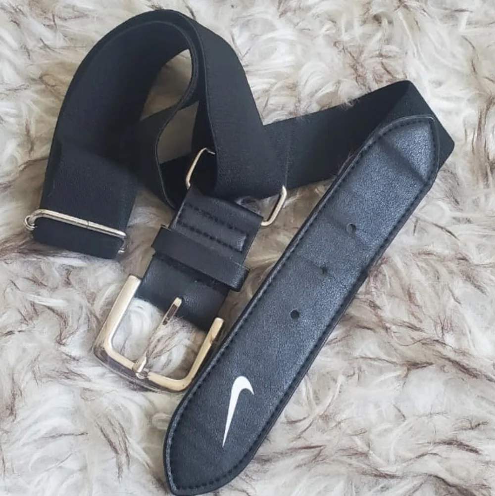 Nike Black Canvas Adjustable Boys Belt With Metal Buckle 🌴